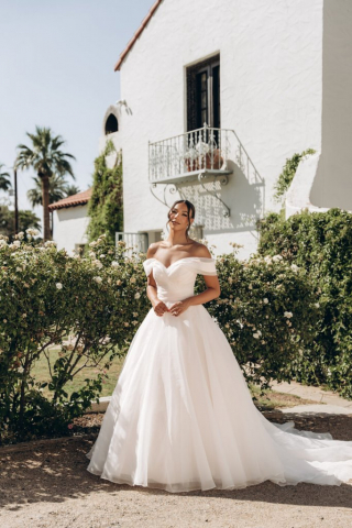 Stella York – 8058